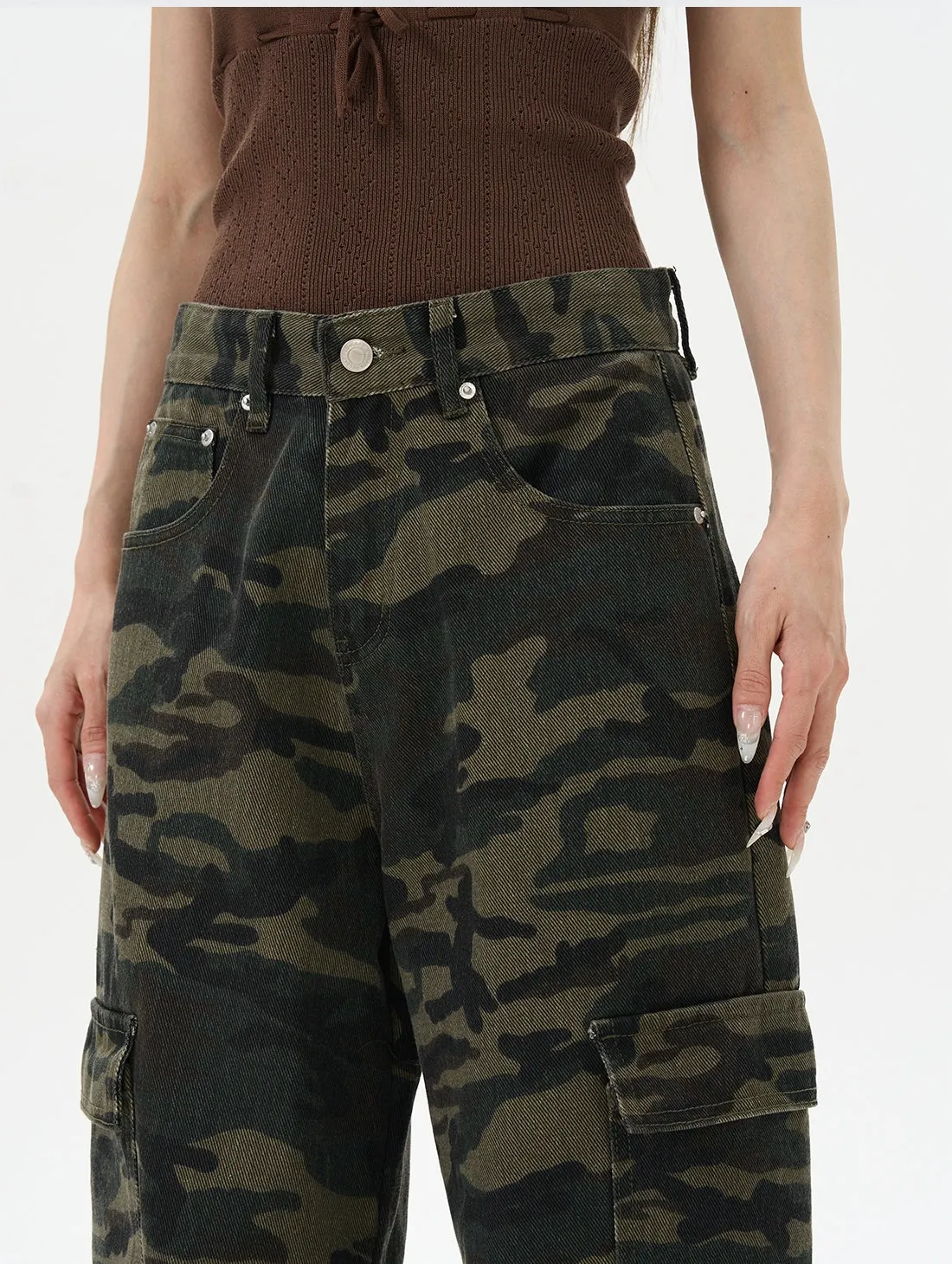 Loose Fit Camouflage Cargo Pants