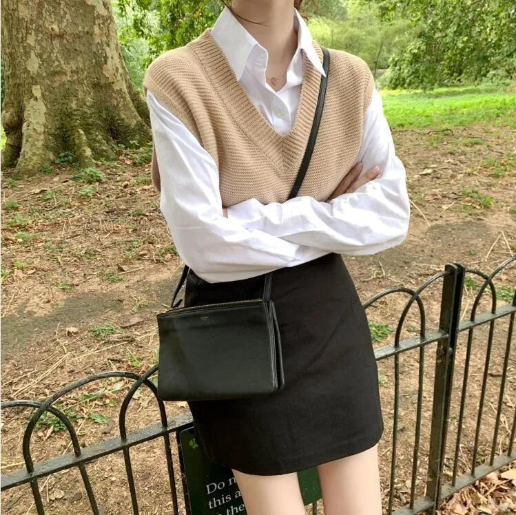 Women's Japanese Sweater Vest Women's Solid Color V-neck Loose Knit Vest Vest Women